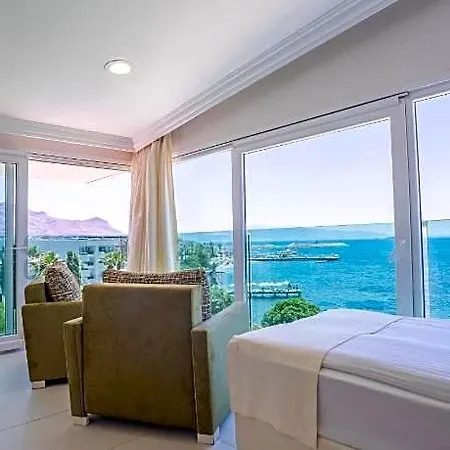 Dragut Point North 3*