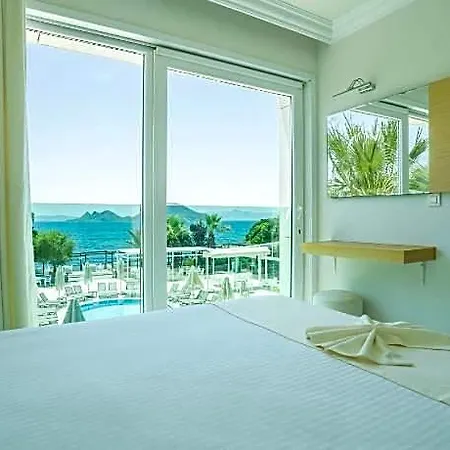 Dragut Point North 호텔 3*