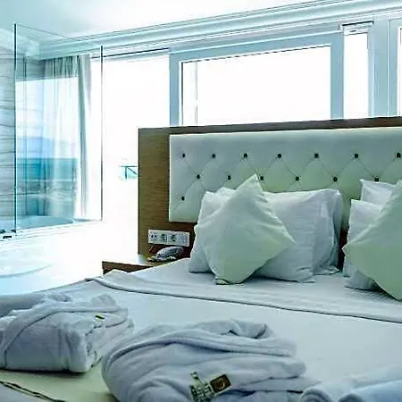 Dragut Point North 호텔 3*